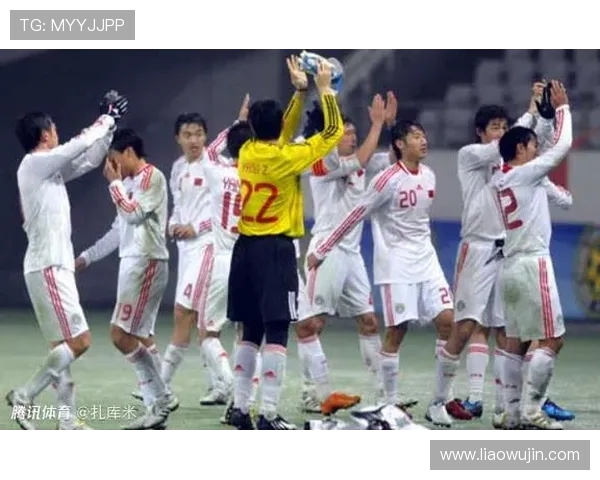 东亚杯男足激战朝鲜与韩国两强对决精彩瞬间回顾与分析