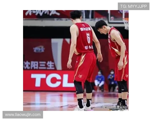 四川队对阵八一队王治郅的精彩表现引发球迷热议与期待