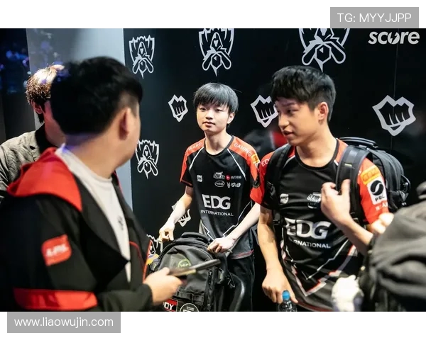 高校联赛分析:EDG战队个人能力的突出表现与战术配合探讨
